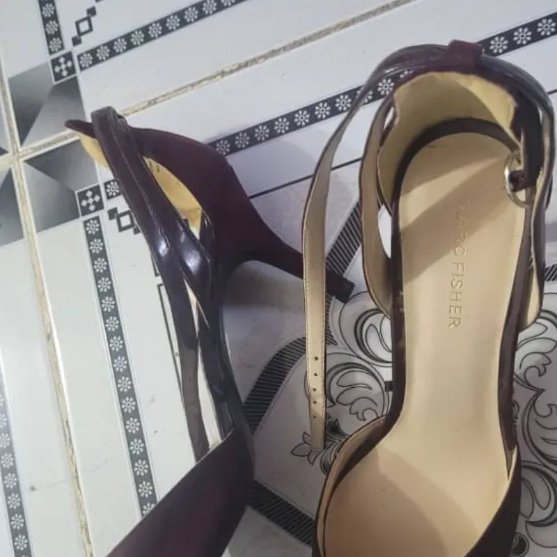 Zapatos Finos de Punta