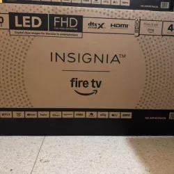 S-Mart TV Insignia 40”