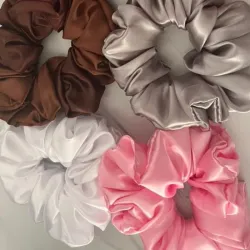 Felpa de satin