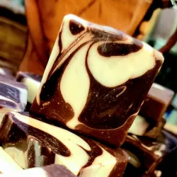 Jabón de Cacao. Peso aprox 150gr. Precio 650