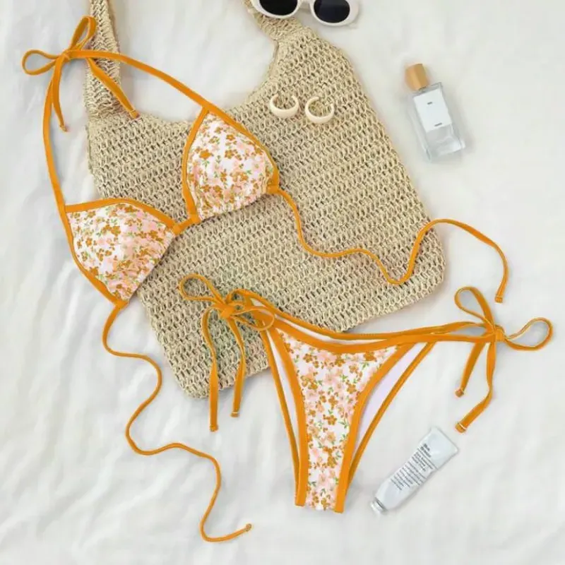 Bikini amarillo