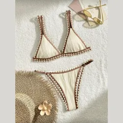 Bikini beige con bordes carmelitas