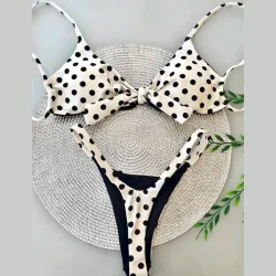 Bikini de lunares