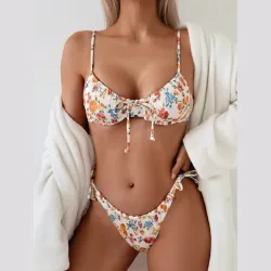 Bikini estampado con lazo