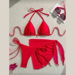 Bikini rojo con pareo