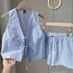 Conjunto azul de rayas