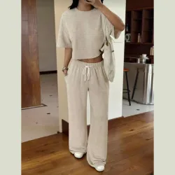 Conjunto de top y pantalón