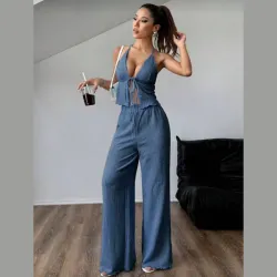 Conjunto de top y pantalón azul