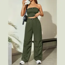 Conjunto de top y pantalón verde