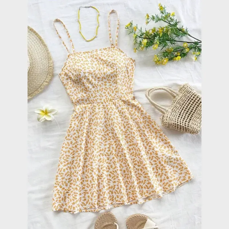 Vestido amarillo estampado