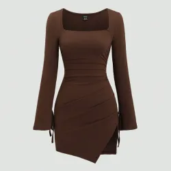 Vestido carmelita de mangas largas