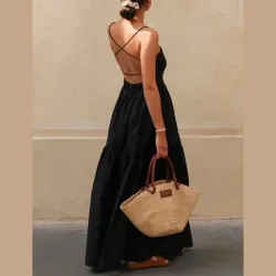 Vestido largo de espalda afuera