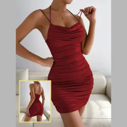 Vestido rojo vino
