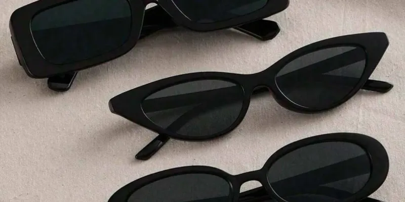 0058 Gafas de moda con estilo europeo y estadounidense, con forma cuadrada/triangular, exclusivas y de moda