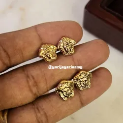 Aretes criollos Versace