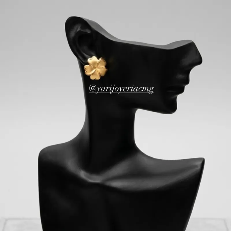 Aretes Fábrica 10k Flores