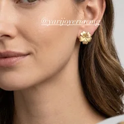 Aretes Fábrica 10k Flores