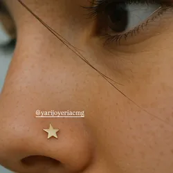 Pircing nariz estrella