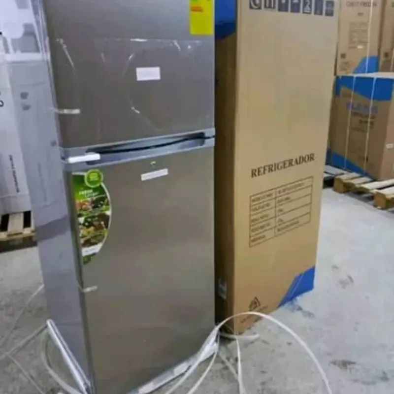 Refrigerador (R)