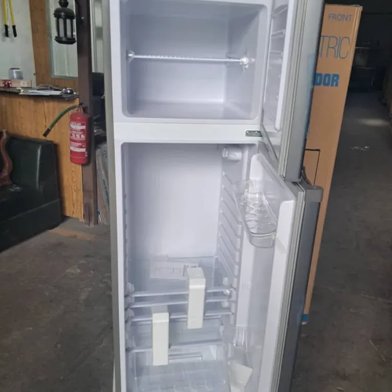Refrigerador (R)