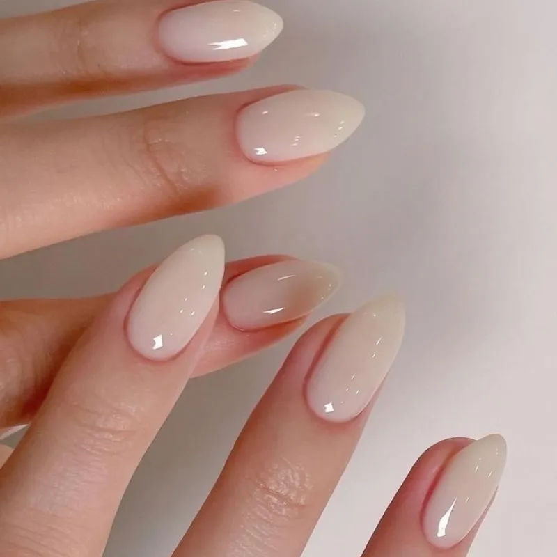 Uña natural + Esmalte 