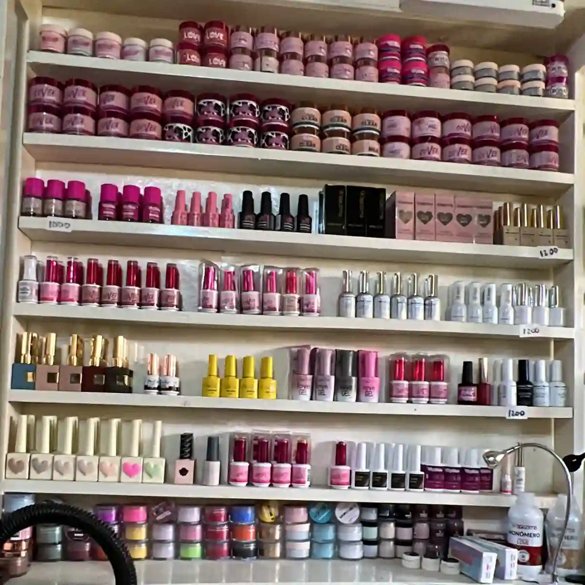 Yele Gómez. Nails Product