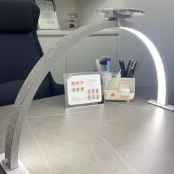 Lámpara de arco marca Yele Gómez 