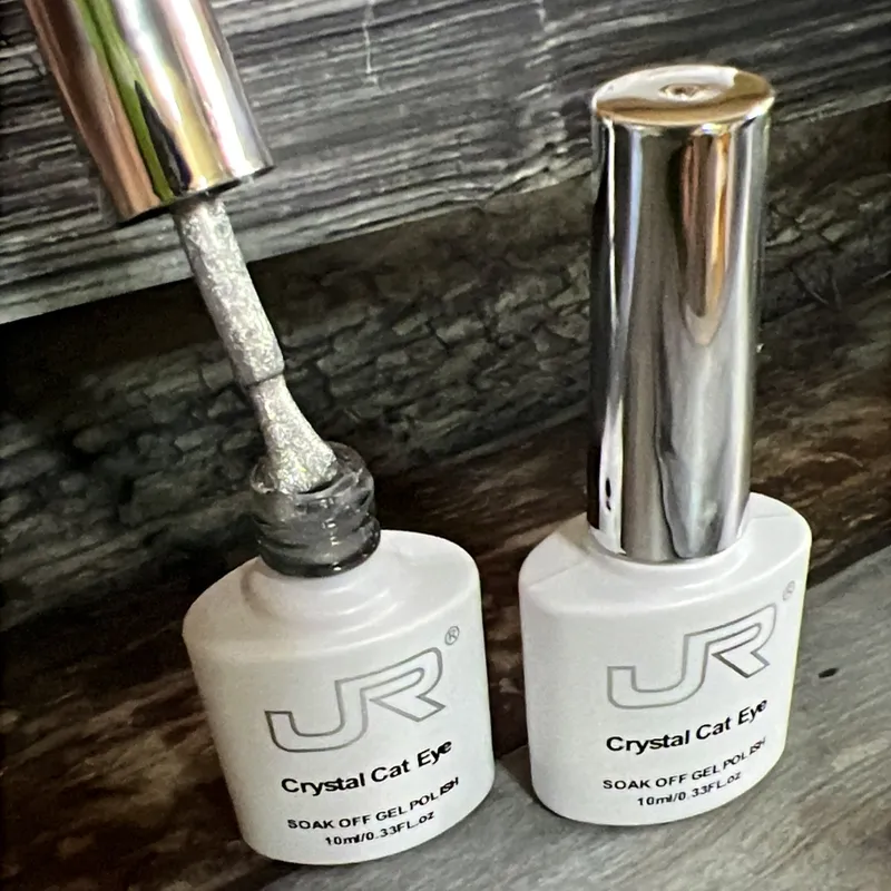 Ojo de gato platiado 