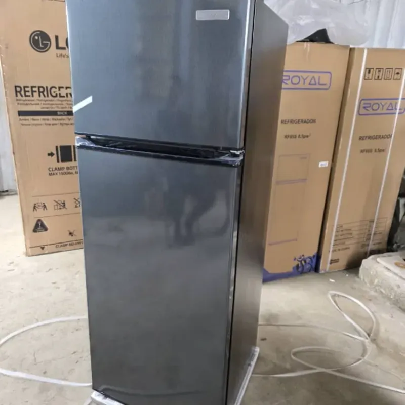 Refrigerador ROYAL de 8.5 Pies