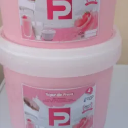 Cubeta de 4.5 lt de yogurt saborizado