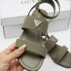 Sandalias Guess oliva 🫒