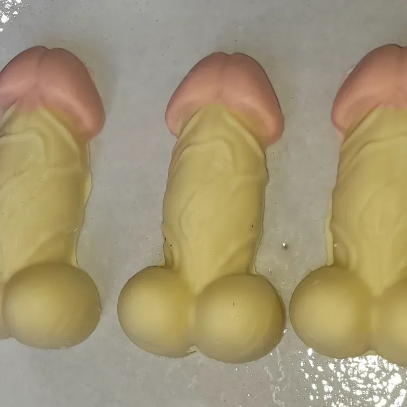 Pene bombon 