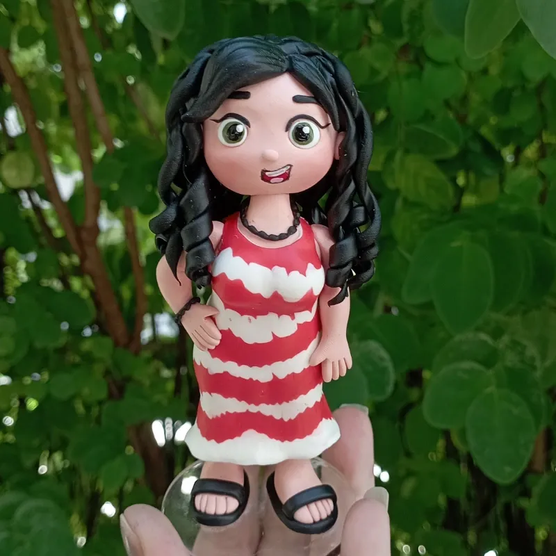 Estatuilla Sencilla