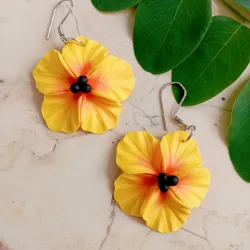 Pendientes amarillos