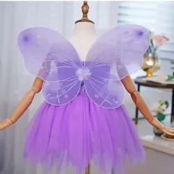 Alas de mariposa moradas 