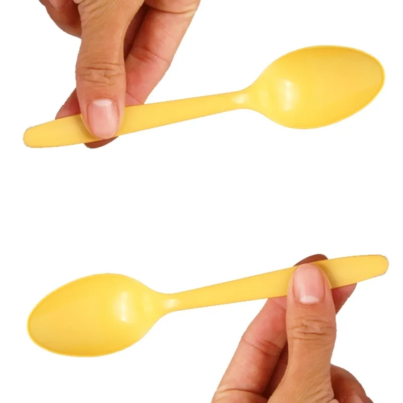 Cucharas amarillas