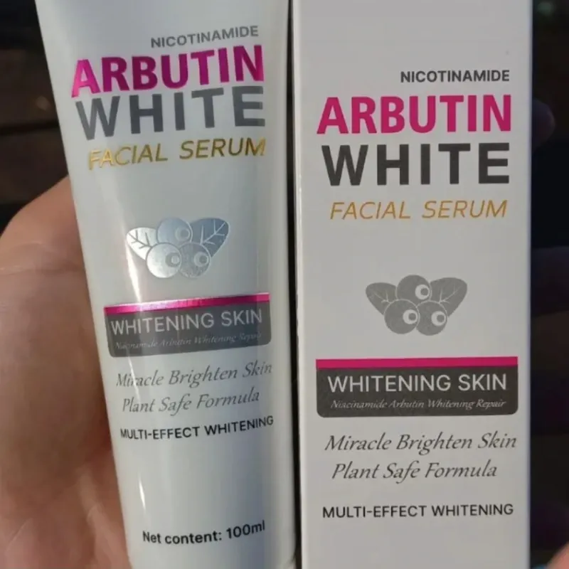 Limpiador facial aclarante con Niacinamida y Arbutin
