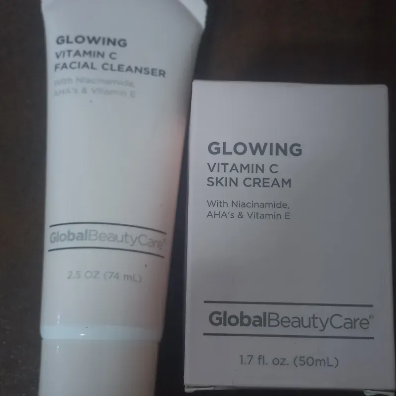 Limpiador facial y Crema con Vitamina C con Niacinamida, AHA's y Vitamina E💛 
