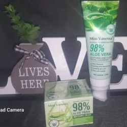 Limpiador y crema de aloe vera