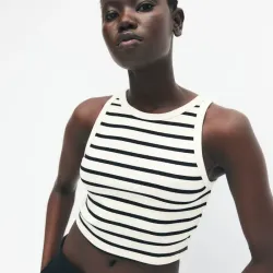 Camiseta cropped sin mangas