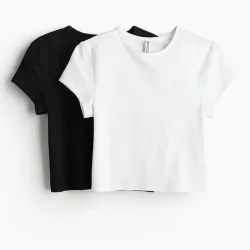 Camisetas cropped blanca y negra