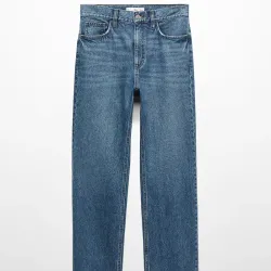 Jeans rectos tiro medio