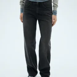 Jeans rectos tiro medio