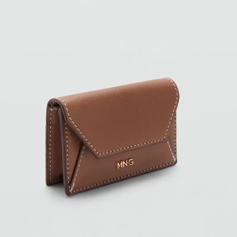 Monedero solapa costuras decorativas