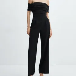 Mono hombros descubiertos