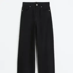 Pantalón amplio de sarga