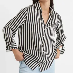 Camisa satén cuello solapa