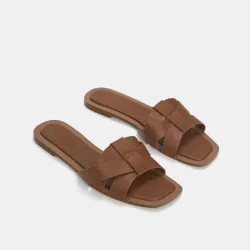 Sandalias planas cruzadas