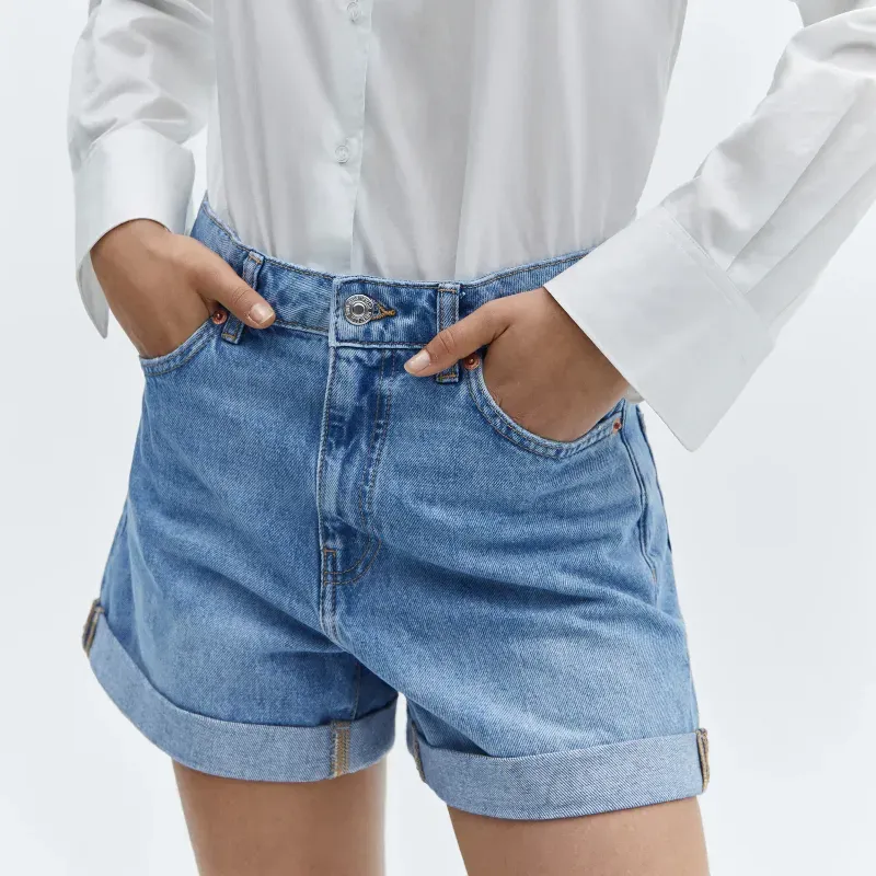 Short vaquero mom fit