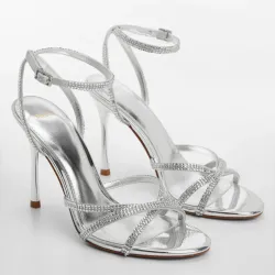 Tacon plateado brillantes